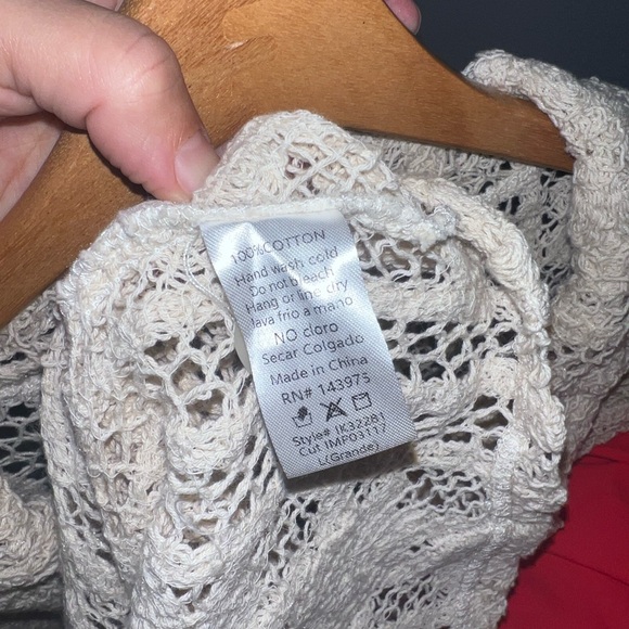 Judith March REINDEER GAMES FLORAL BUTTON DOWN NWOT size L - Picture 6 of 9